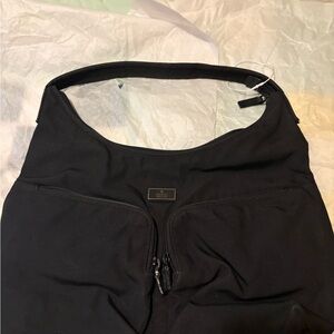 Gucci Black Textured Handbag